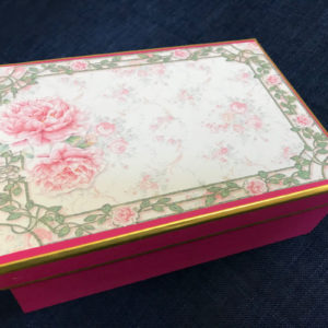 Rose-Scented Romantic Stationery